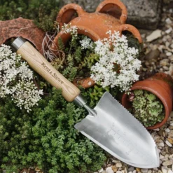 Kent & Stowe Stainless Steel Capability Trowel