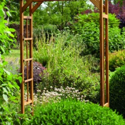 Tom Chambers Middleham Arch