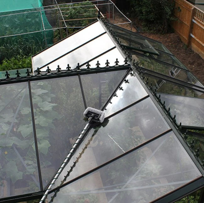 Darlac SpiralFlow Window Brush W/Telescopic Pole & SpiralFlow Hosepipe 1 Darlac SpiralFlow Window Brush W/Telescopic Pole & SpiralFlow Hosepipe