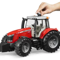 Bruder Massey Ferguson 7624